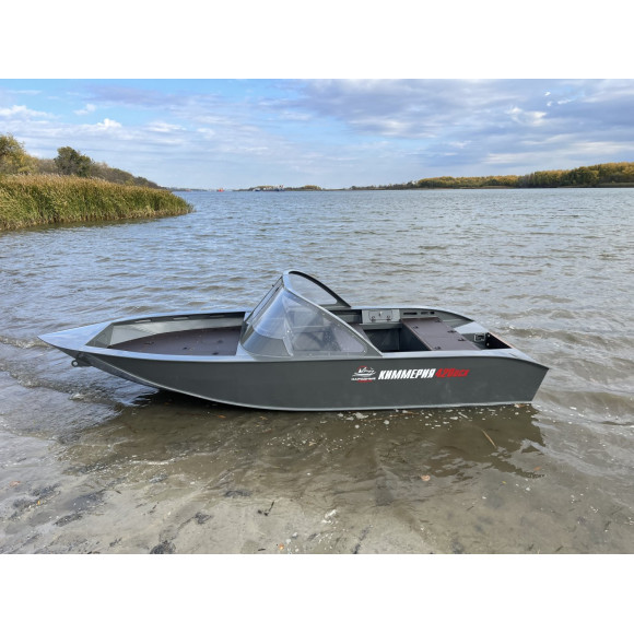 Лодка из Пнд Киммерия 420DCX Fish