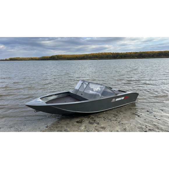 Лодка из Пнд Киммерия 420DCX Fish